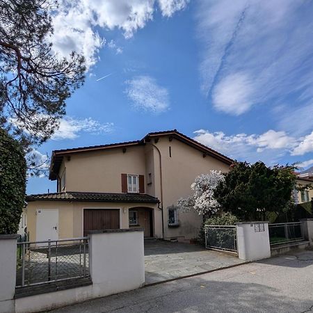 Locarno, Casa Pioda - Nahe Zentrum, Mit Balkon Und Parkplatz Luaran gambar