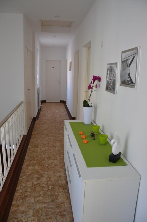 Locarno, Casa Pioda - Nahe Zentrum, Mit Balkon Und Parkplatz Luaran gambar