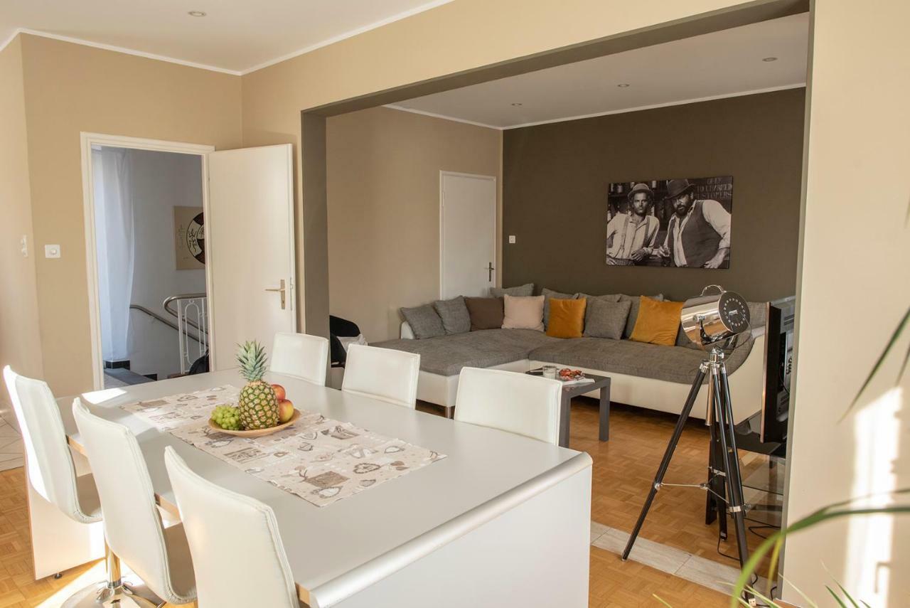 Locarno, Casa Pioda - Nahe Zentrum, Mit Balkon Und Parkplatz Luaran gambar
