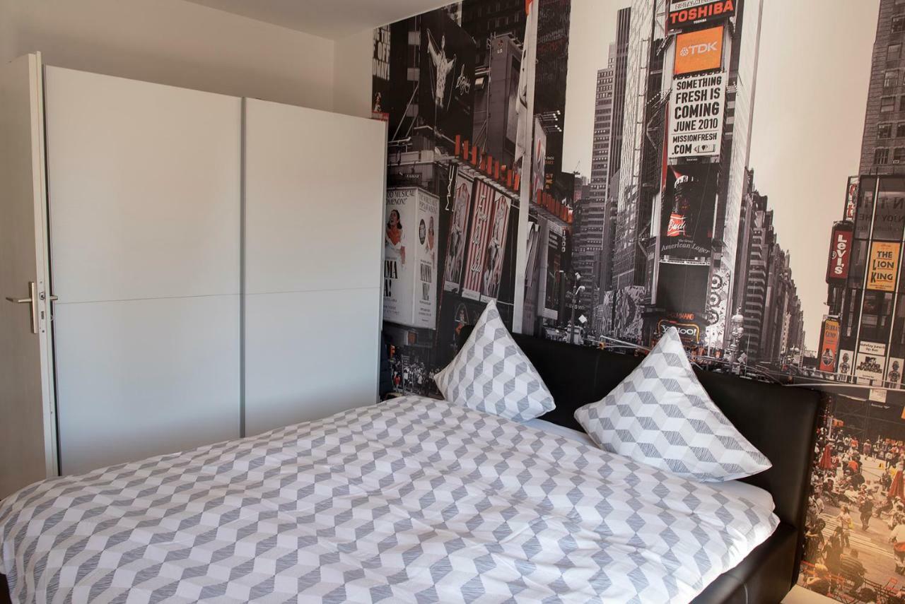 Locarno, Casa Pioda - Nahe Zentrum, Mit Balkon Und Parkplatz Luaran gambar